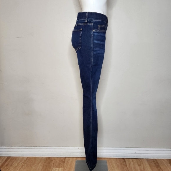 SPANX Spanxshape‎ Everywear Flare Jeans Authentic Blue Size Medium - Picture 7 of 12